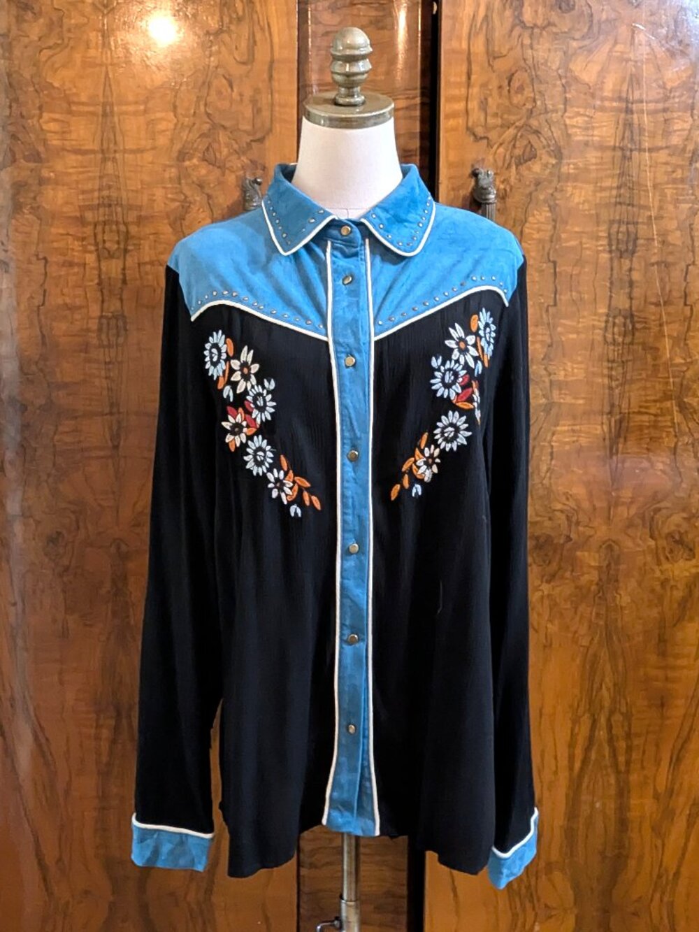 NWOT John Moon Western Shirt Womens XL Black Turquoise Floral Embroidered Fringe